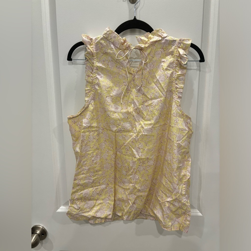 Floral J Crew Sleeveless Blouse Size Medium - Picture 6 of 7